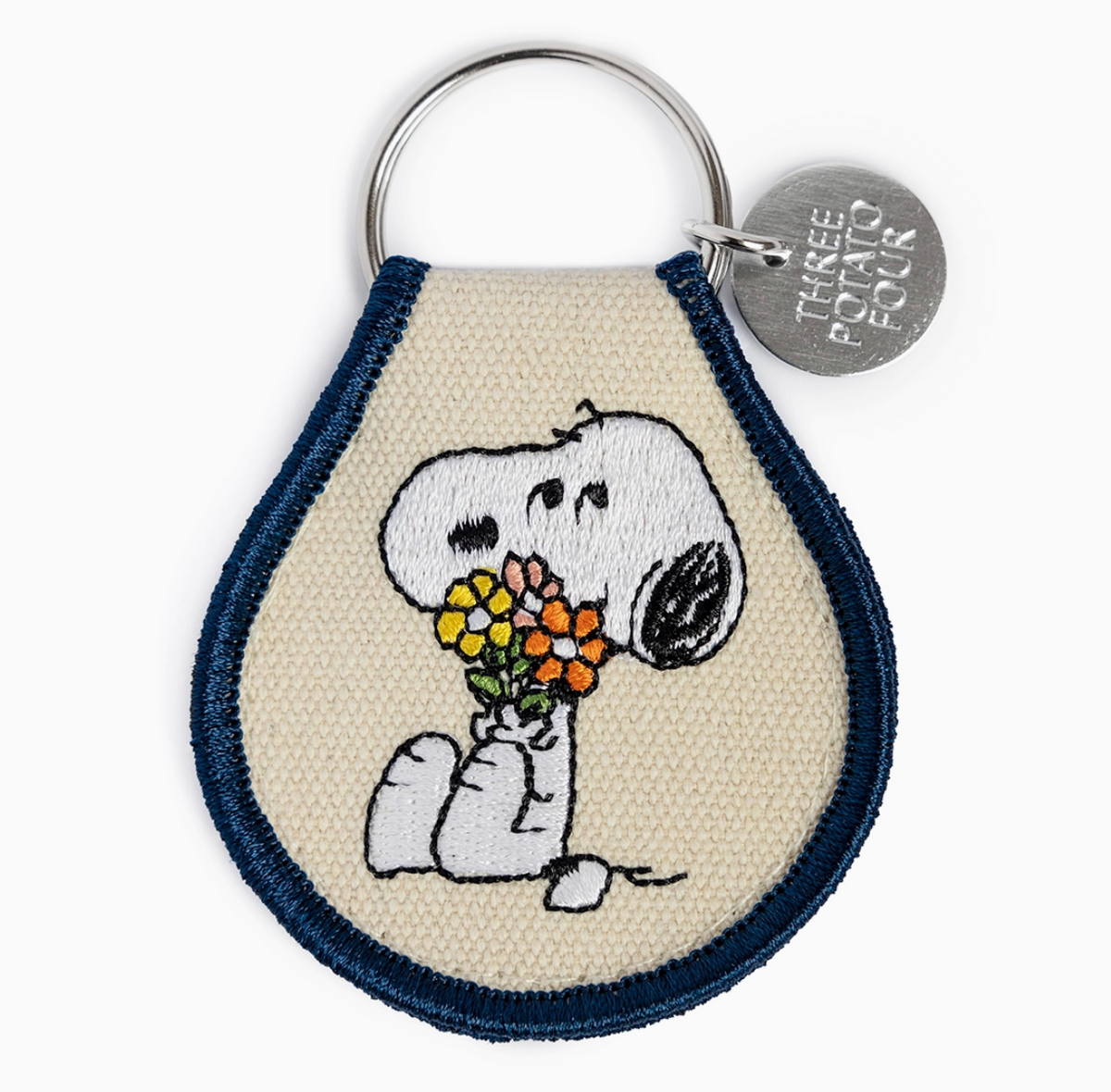 THREEPOTATO - 3P4 X Peanuts® - Snoopy Flower Bouquet Patch Keychain ...